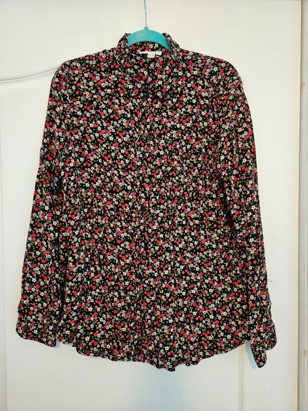 BeachLunchLounge Viscose Floral Long Sleeve Button Down Size XL Ditsy Floral